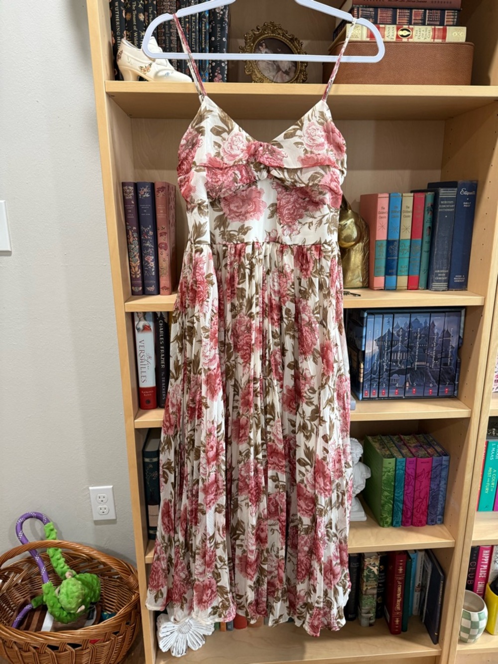 NWOT Francesca’s Floral Midi Dress